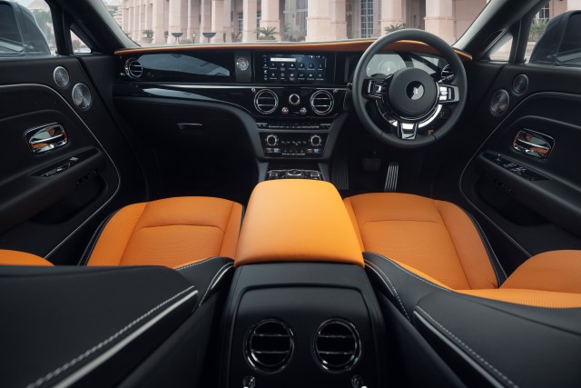 ROLLS-ROYCE SPECTRE