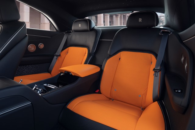 ROLLS-ROYCE SPECTRE