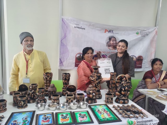 EDII and Accenture empower women micro-entrepreneurs through WeAct