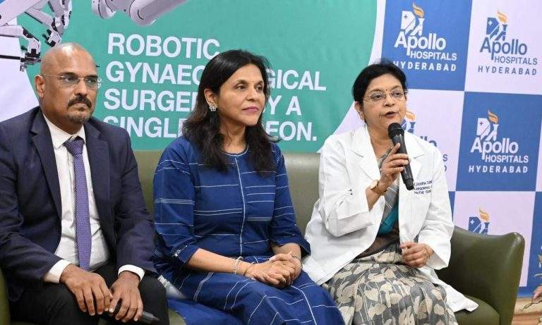 Robotic Gynaecological Surgeries